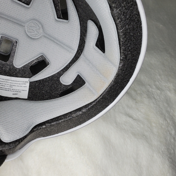 Outdoor Master Helmet - Medium - Picture 3 of 3